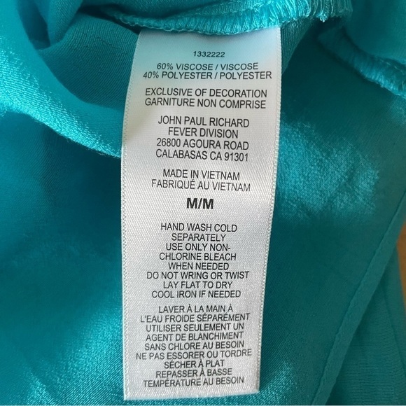 Cristina B Layer Front Sleeveless Tunic in Beautiful Blue Size Medium - Picture 9 of 9